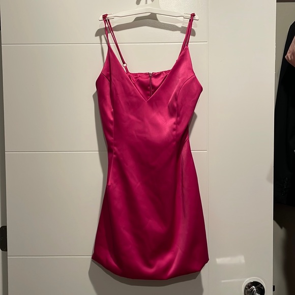 Dresses & Skirts - Hot Pink Boutique Mini Dress